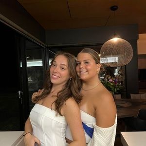 Meet your Posher, Liv